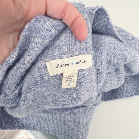 Anthropologie Silence & Noise Oversized Slouchy Surplice Wrap Sweater Size S - Picture 6 of 8